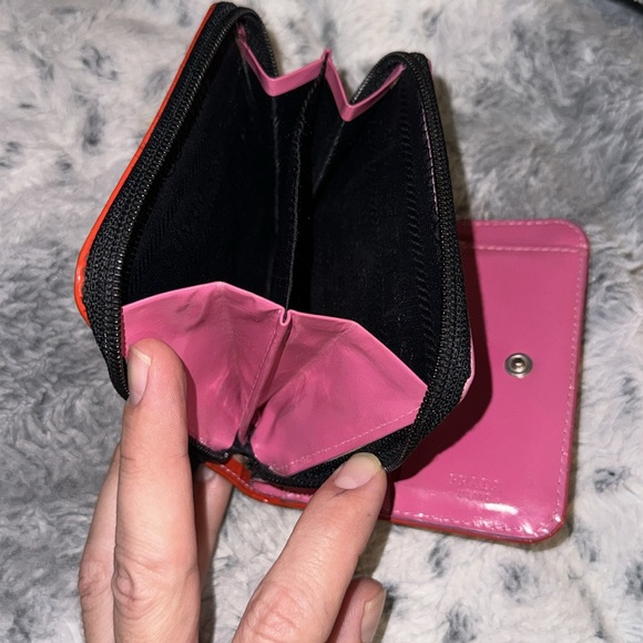 Super Dope Prada Men’s or Women’s Bi-Fold wallet with coin pouch! Orange/ Red - Picture 6 of 9